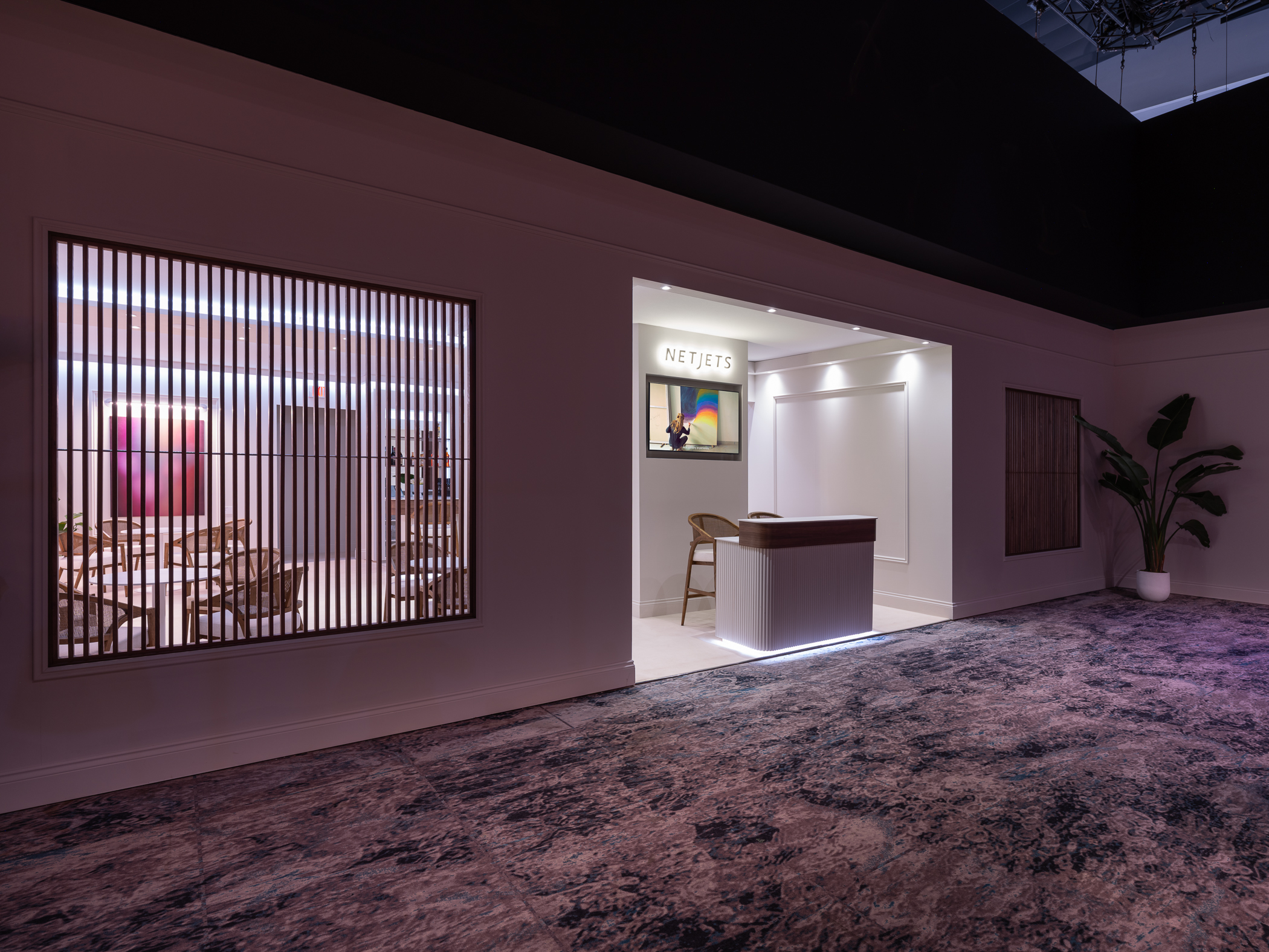 NetJets Lounge external facade