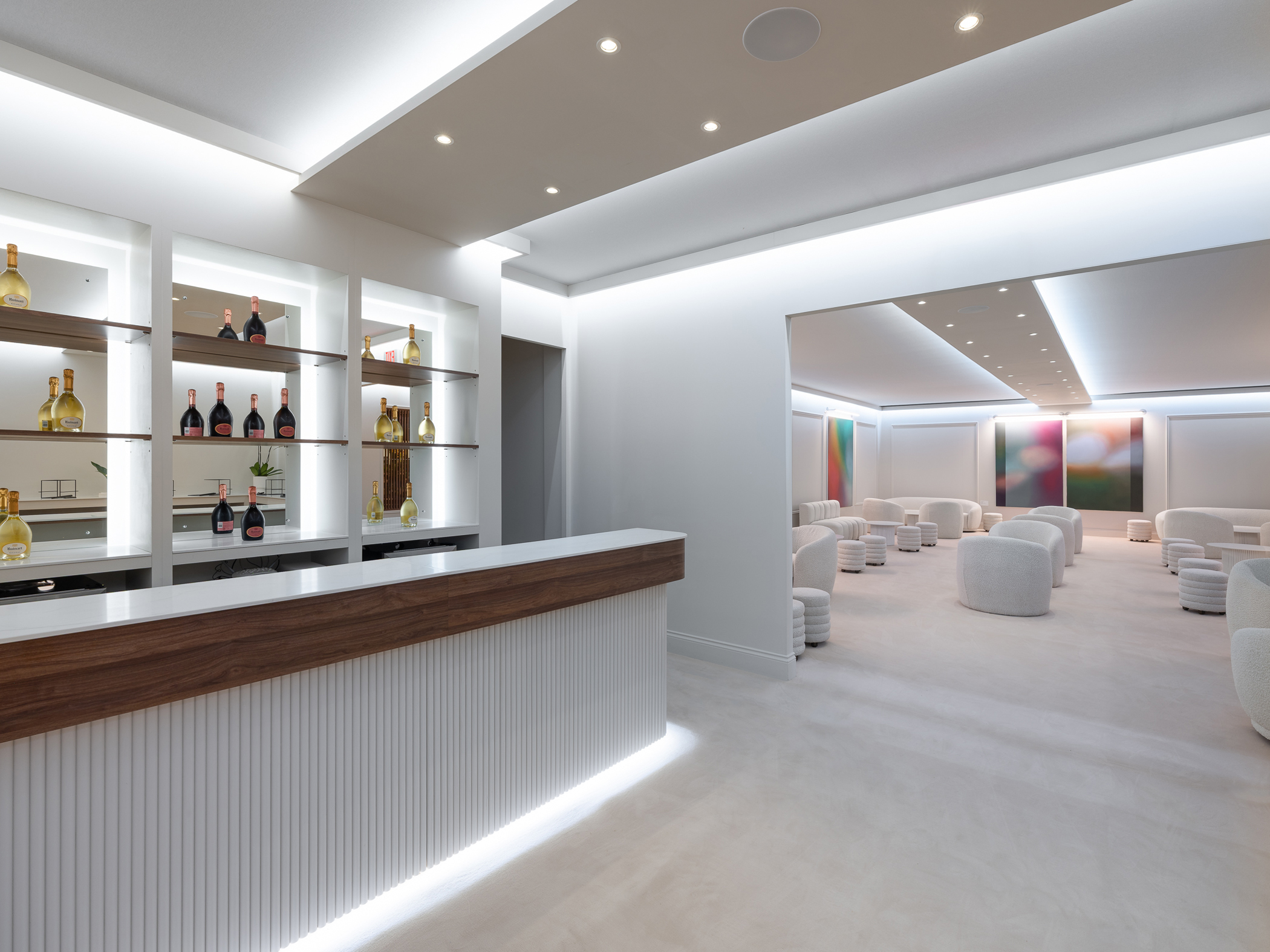 NetJets Lounge interior