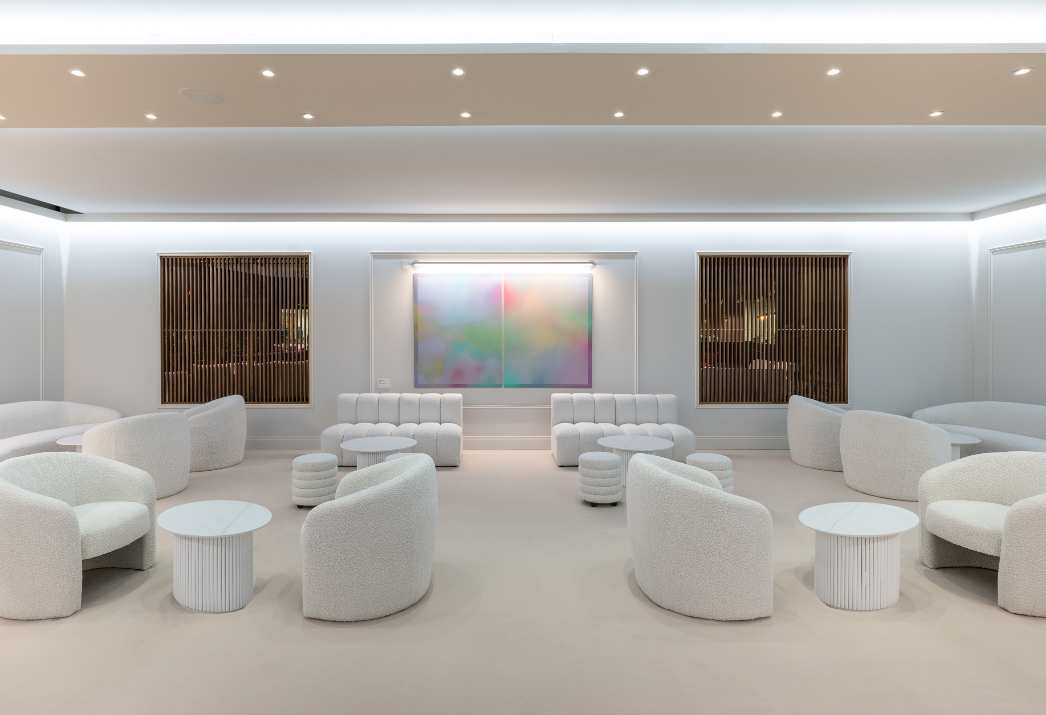NetJets Lounge interior